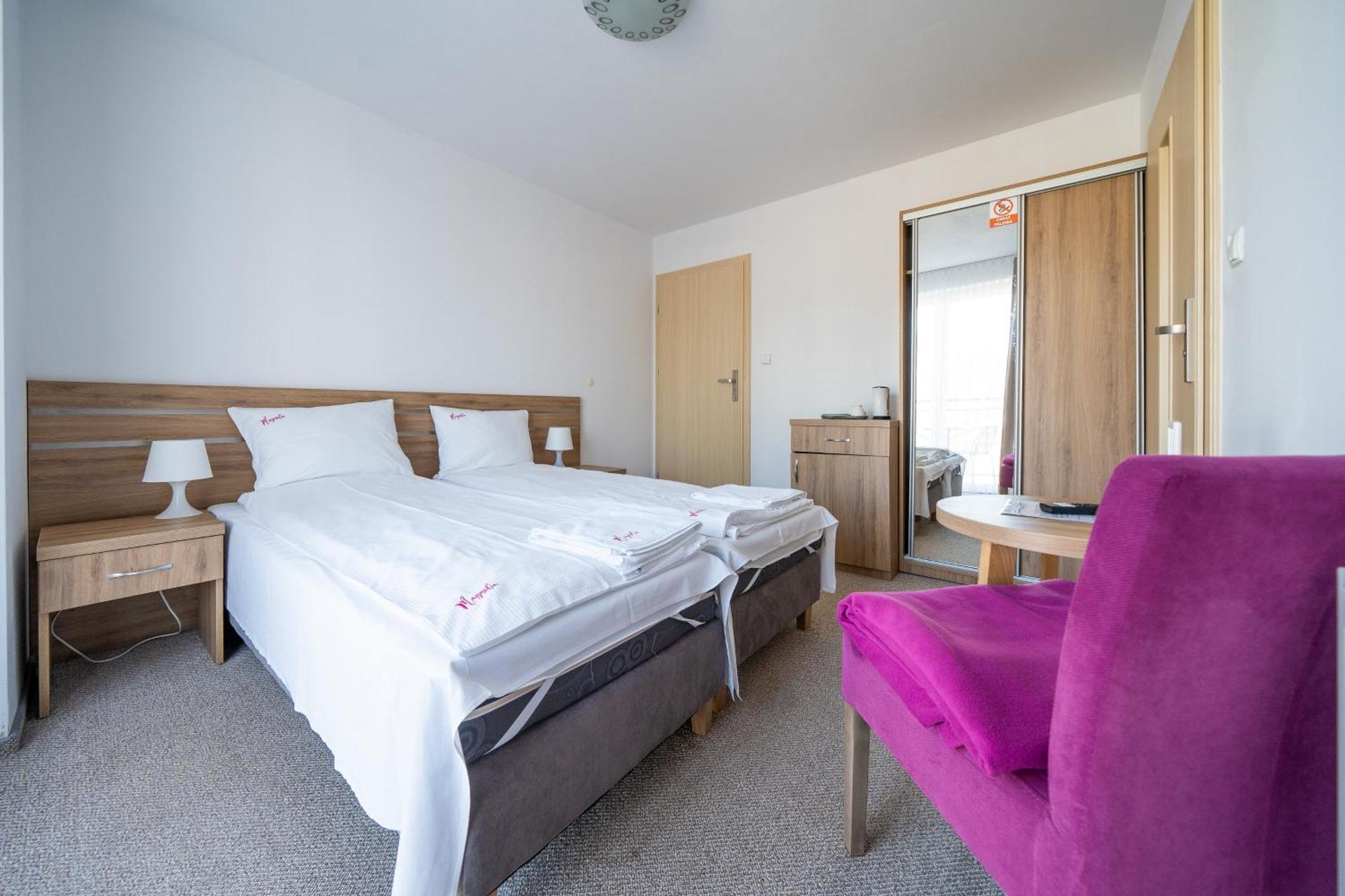 Magnolia Pokoje I Apartamenty Дембкі Екстер'єр фото