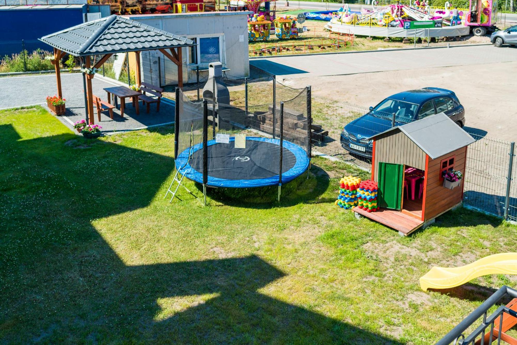 Magnolia Pokoje I Apartamenty Дембкі Екстер'єр фото