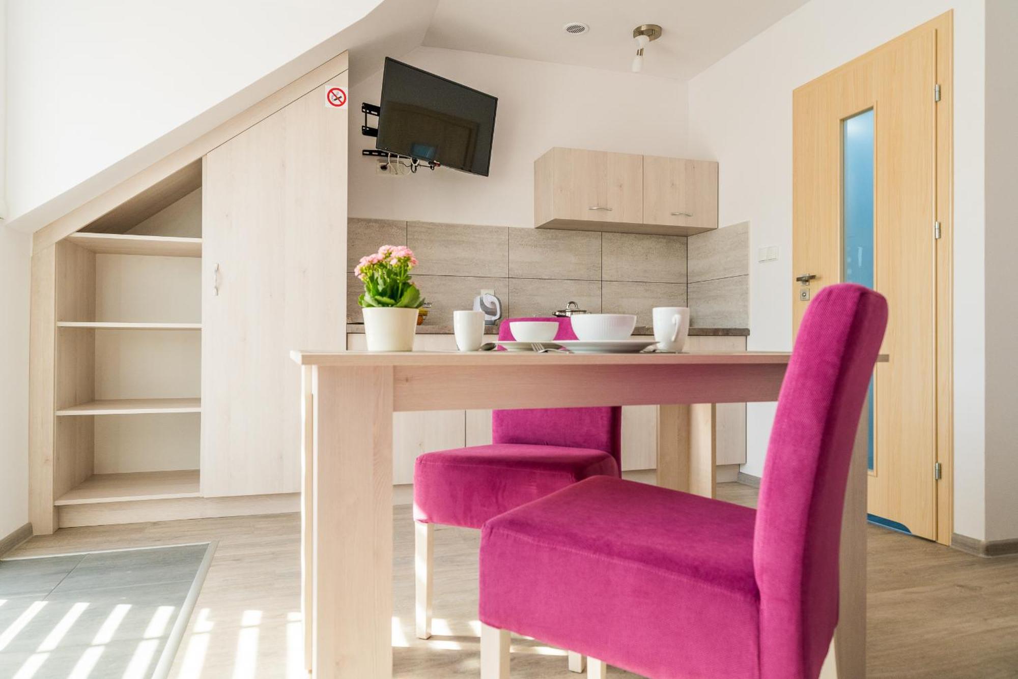 Magnolia Pokoje I Apartamenty Дембкі Екстер'єр фото