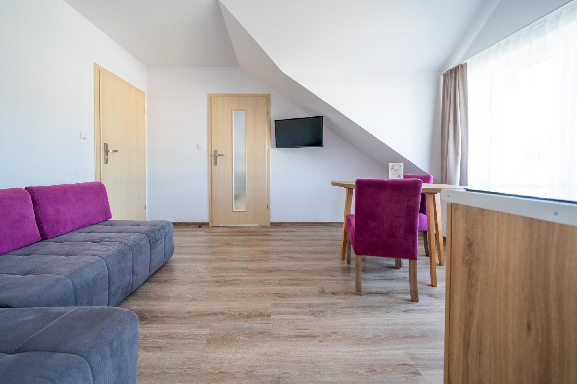 Magnolia Pokoje I Apartamenty Дембкі Екстер'єр фото